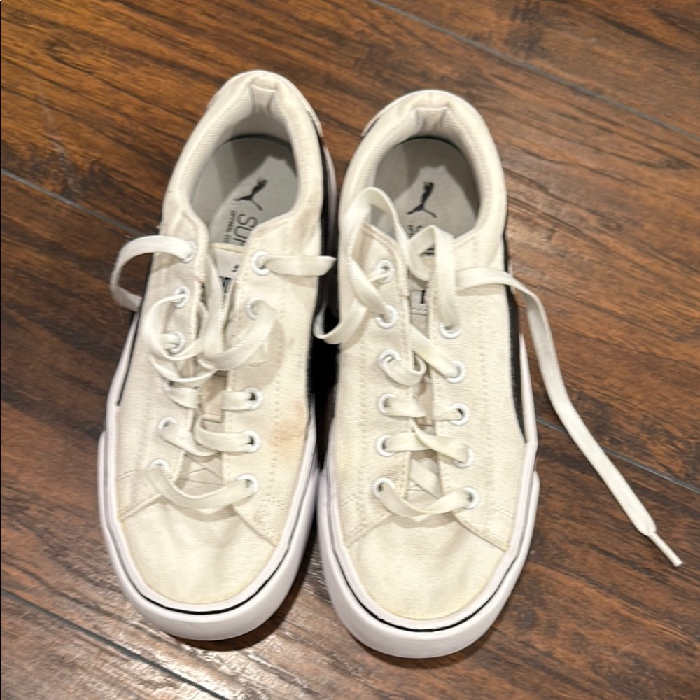 Puma White and Black Sneakers